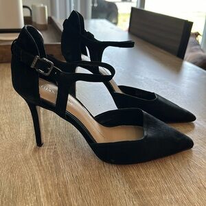 🦩3/$15 Gianni Bini D’orsey pointed toe heels